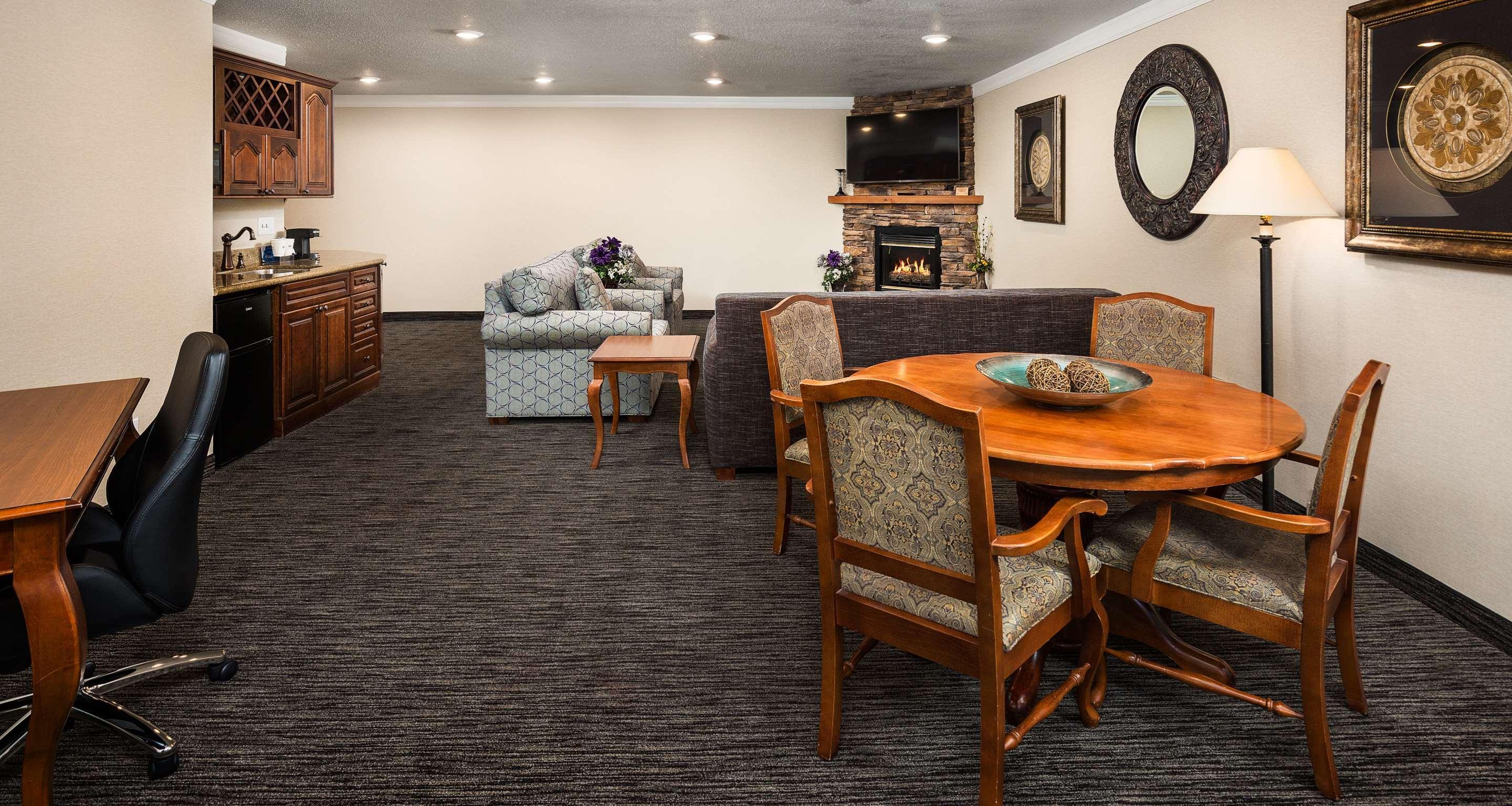 פארק סיטי Best Western Plus Landmark Inn מראה חיצוני תמונה